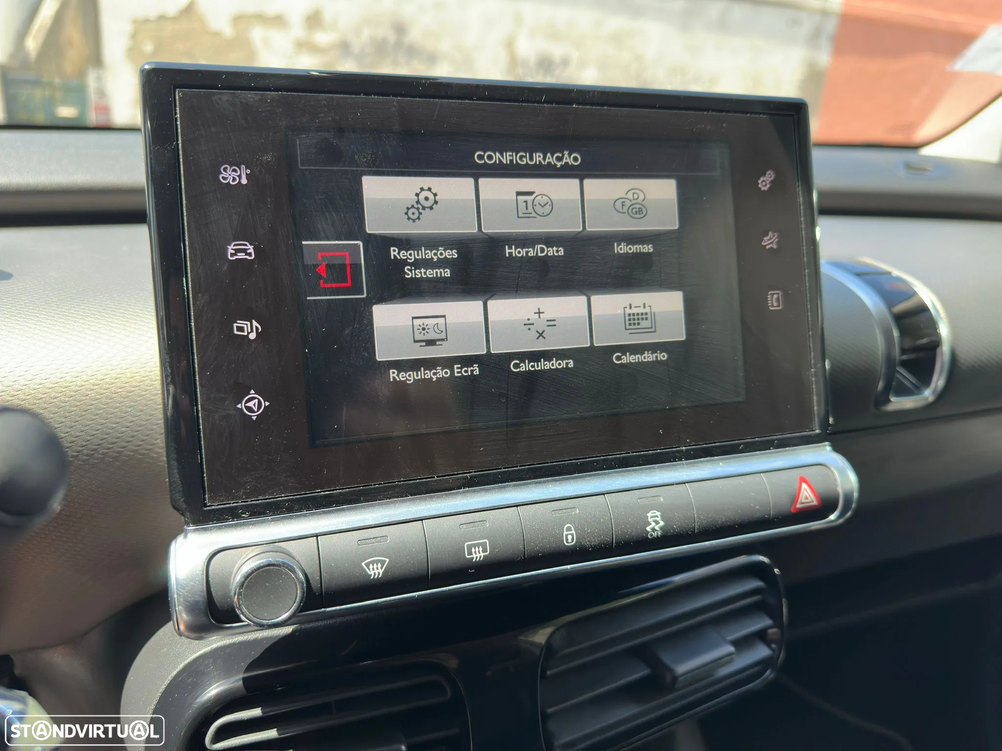 Citroën C4 Cactus 1.2 PureTech Shine EAT6 - 18