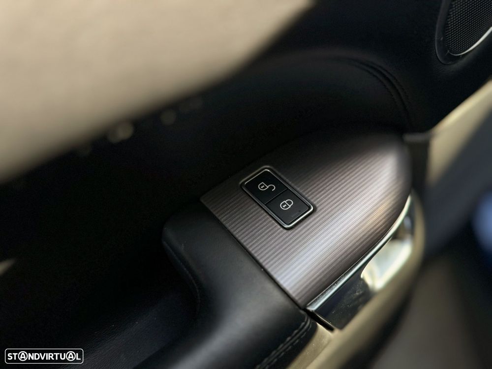 Land Rover Range Rover Sport 2.0 SD4 HSE - 29