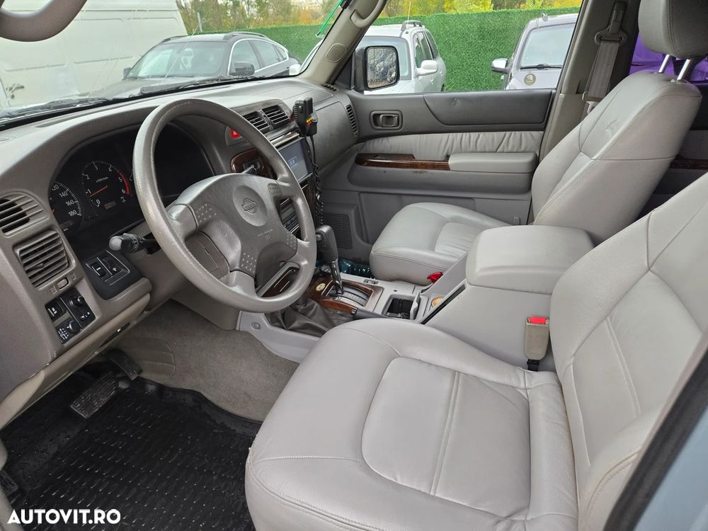 Nissan Patrol 3.0 TDI Elegance Aut - 10