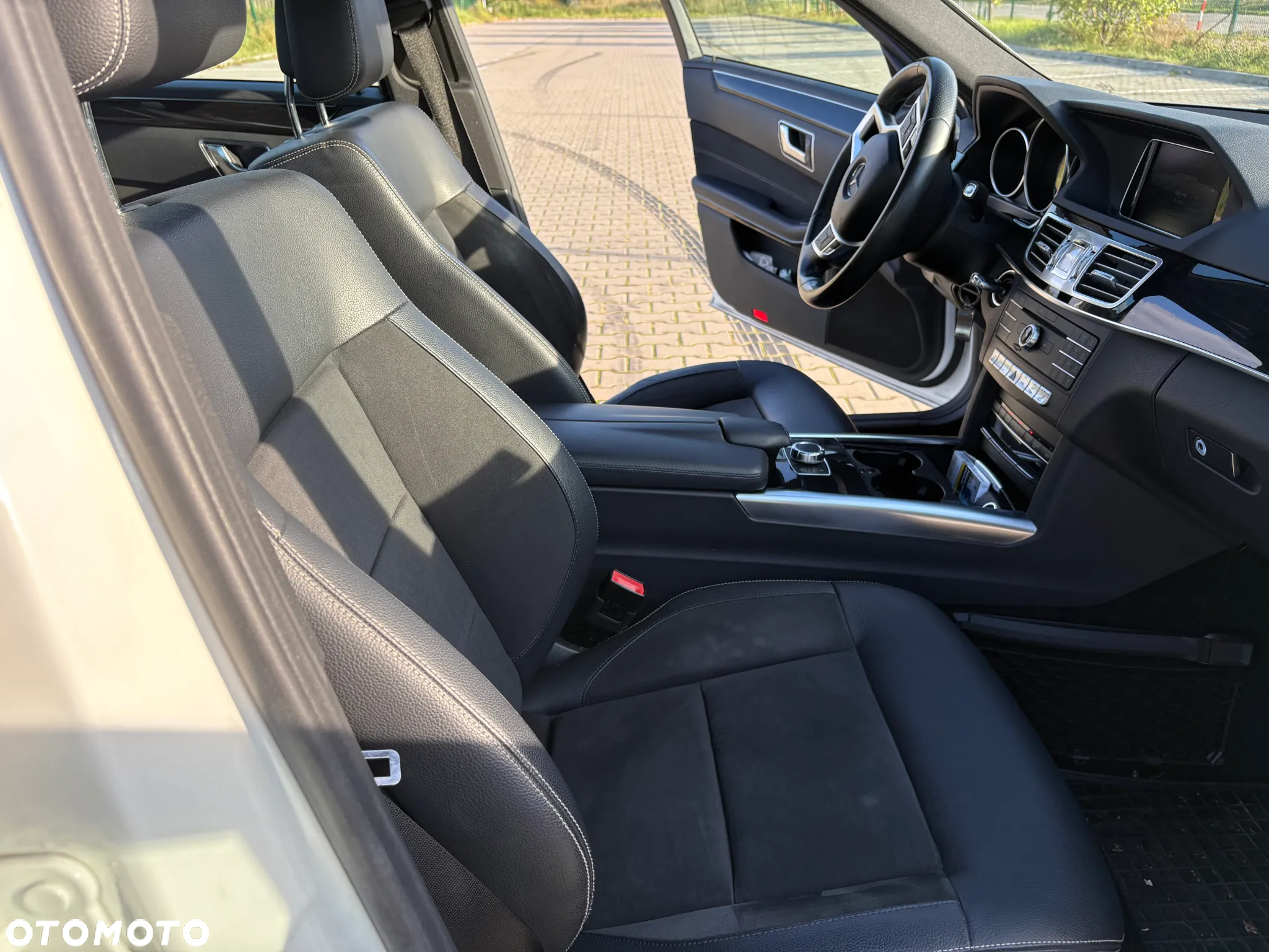 Mercedes-Benz Klasa E 220 BlueTEC 4-Matic Avantgarde - 13