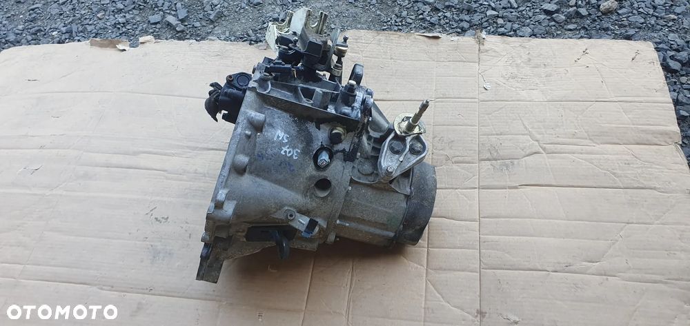 Skrzynia biegów manualna 5 biegów Peugeot 307 2.0 16V 20DM37 - 5