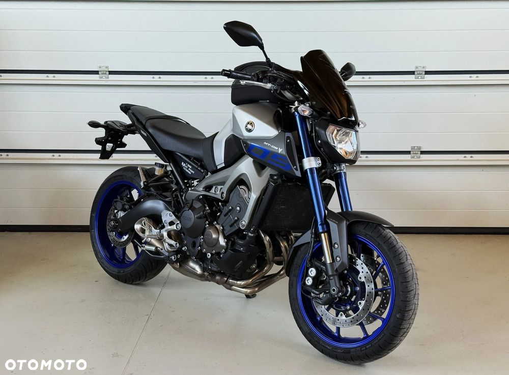 Yamaha MT - 2