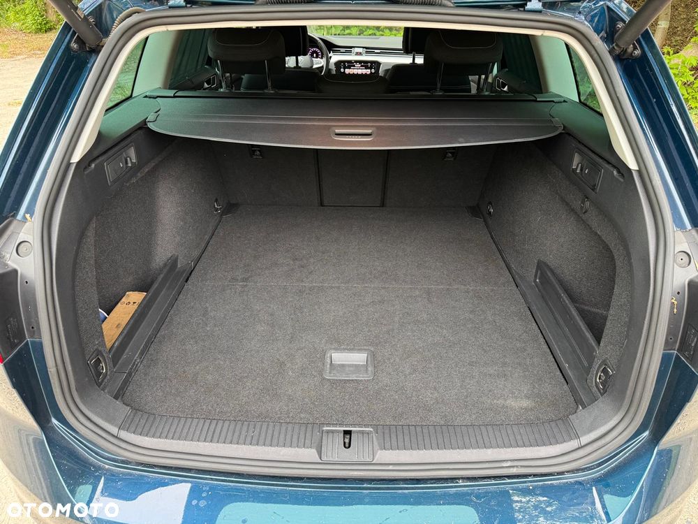 Volkswagen Passat 2.0 TDI EVO Business DSG - 14