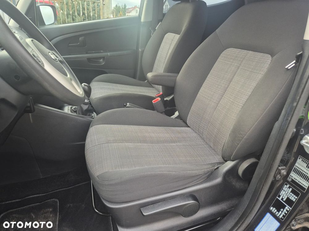 Kia Venga 1.4 CVVT ISG Vision - 15