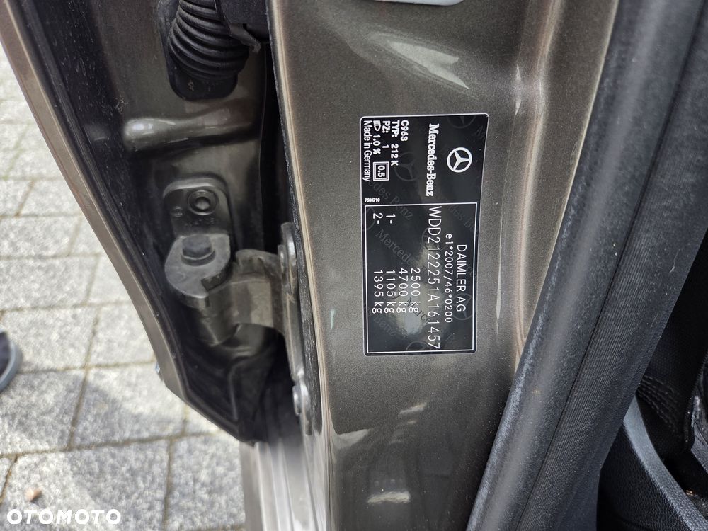 Mercedes-Benz Klasa E 350 CDI BlueEff Avantgarde - 24