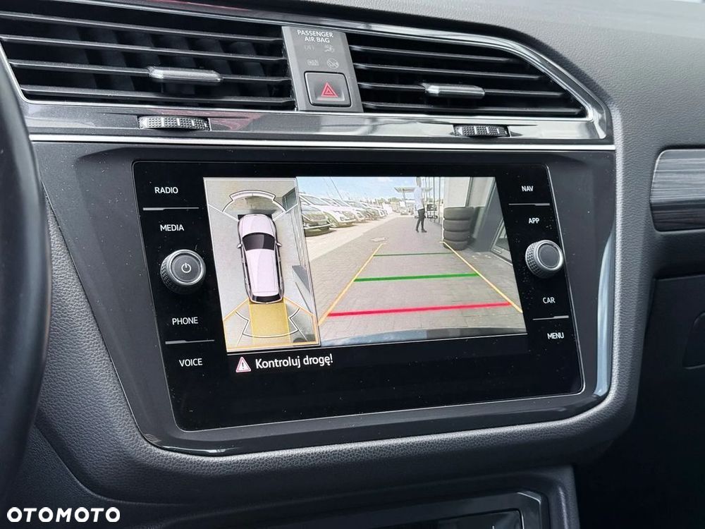 Volkswagen Tiguan 2.0 TSI 4Mot Elegance DSG - 30