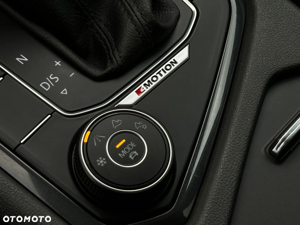 Volkswagen Tiguan - 13