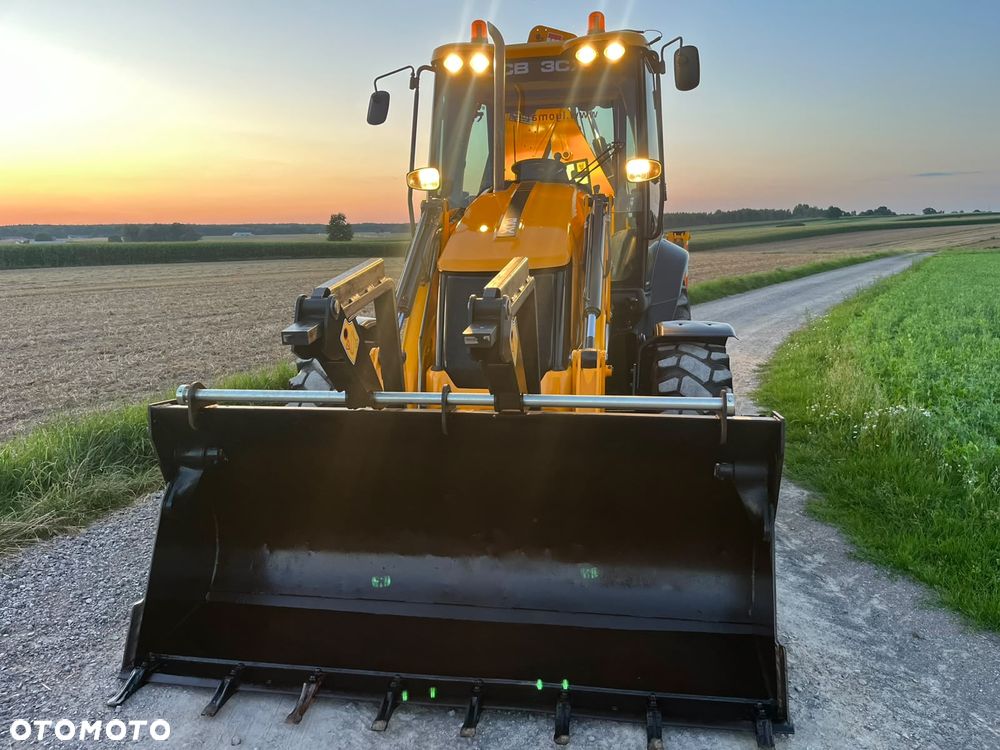 JCB JCB 3CX CONTRACTOR //7000MTH!!!// SUPER STAN// Koparko-Ładowarka - 17
