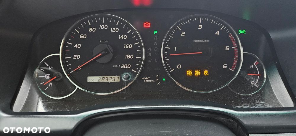 Toyota Land Cruiser - 13