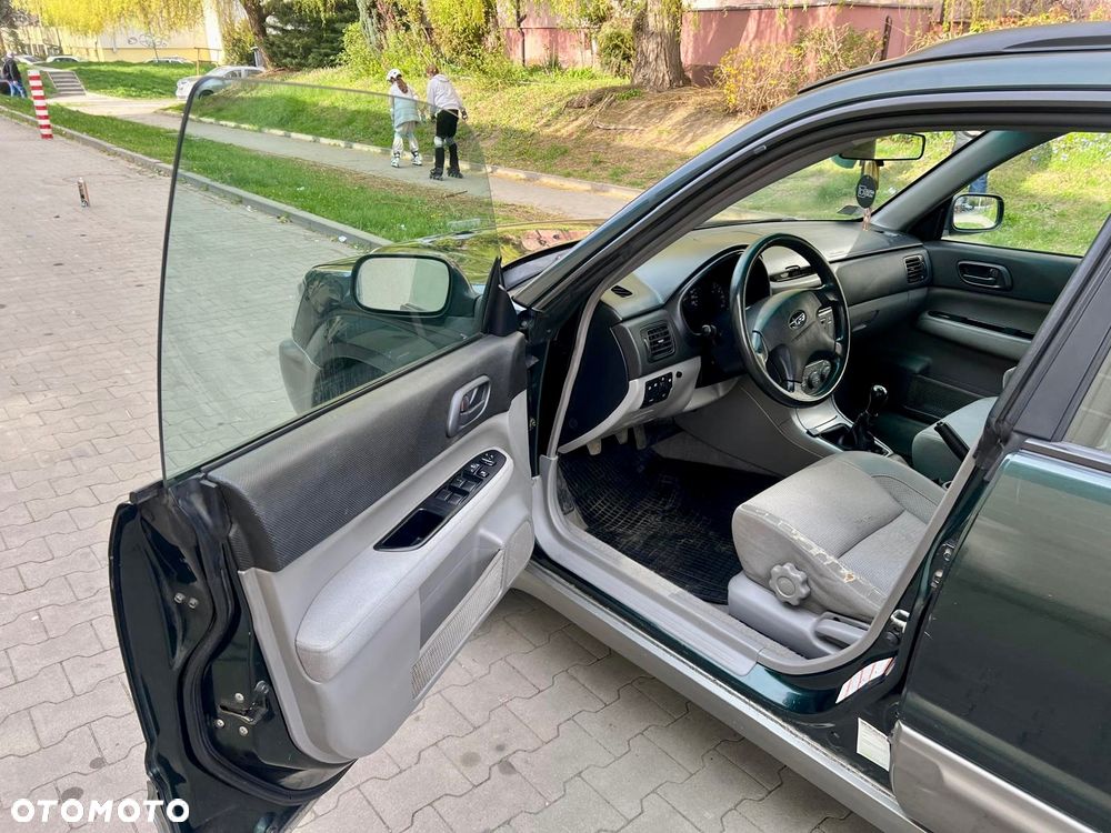 Subaru Forester 2.0 X - 10