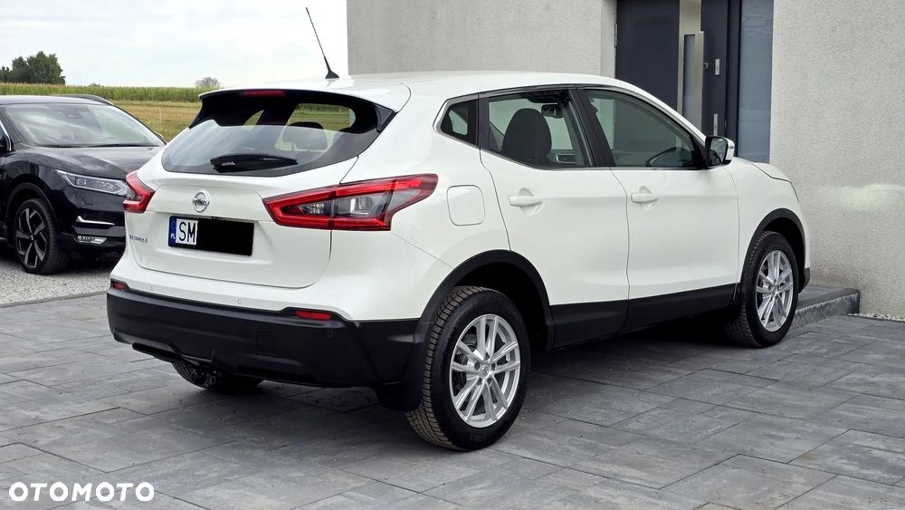 Nissan Qashqai 1.2 DIG-T N-Connecta - 16