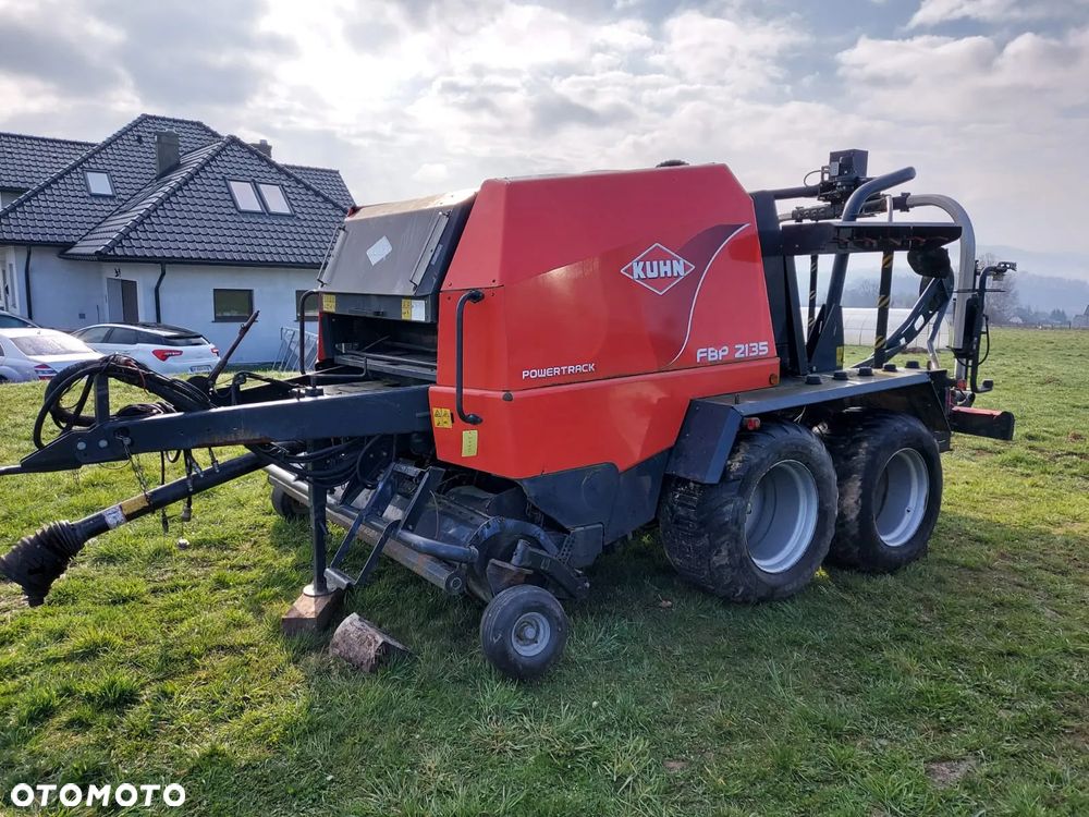 Kuhn FBP 2135 Powertrack - 9