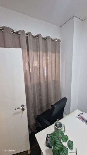 Sala 14 m2  para arrendar - Grande imagem: 5/8