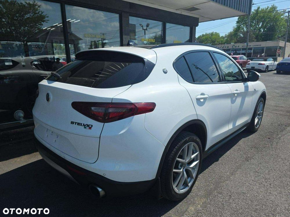 Alfa Romeo Stelvio 2.0 Turbo TI Q4 - 3