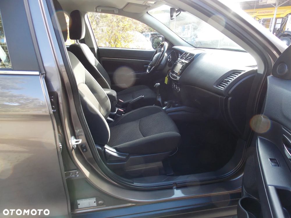 Mitsubishi ASX 1.6 2WD Comfort Edition - 15