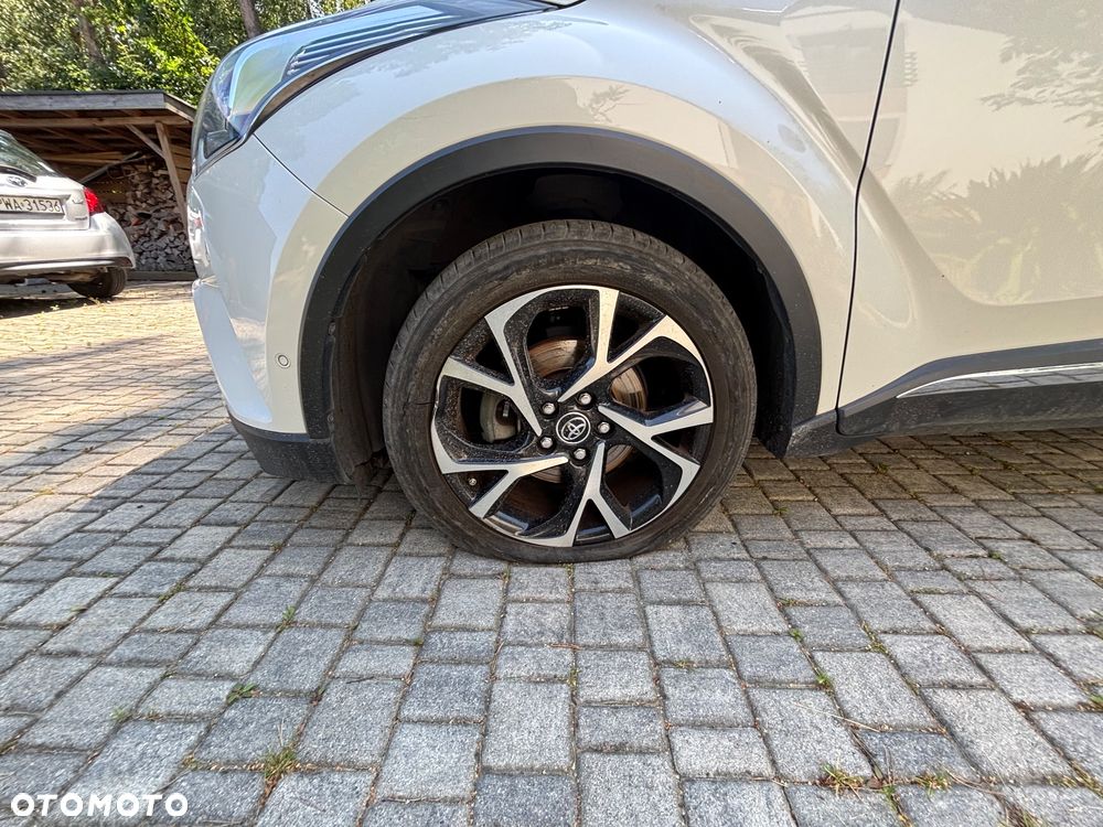 Toyota C-HR Lounge - 15