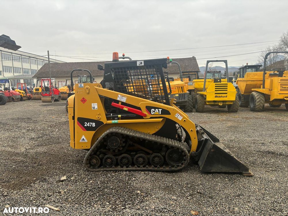 Caterpillar 247B - 5