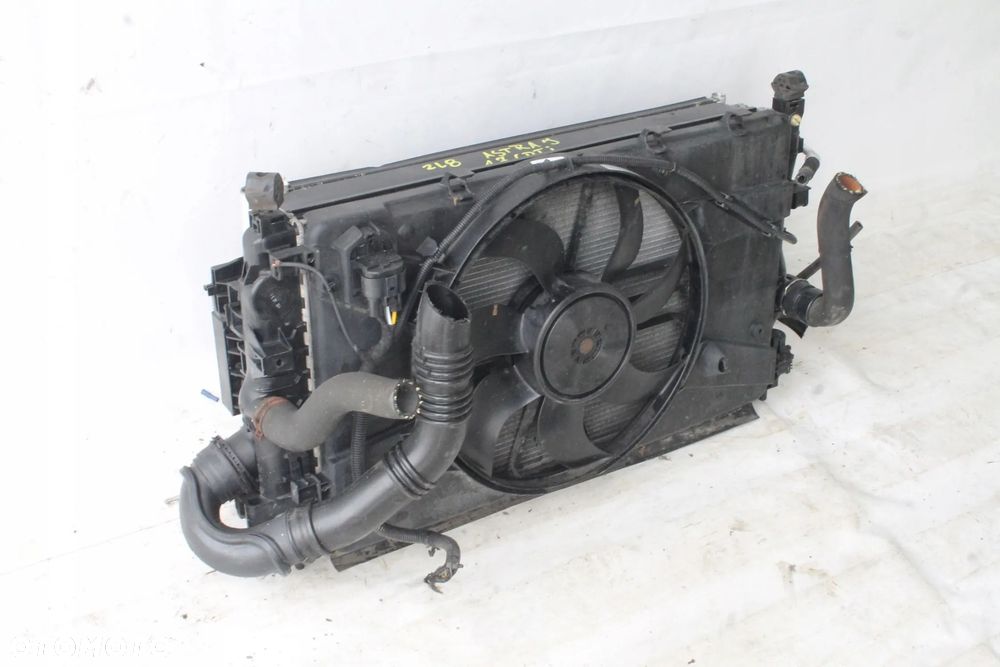 KOMPLET CHŁODNIC WENTYLATOR OPEL ASTRA J IV 4 2009R- 1.7 CDTI - 3