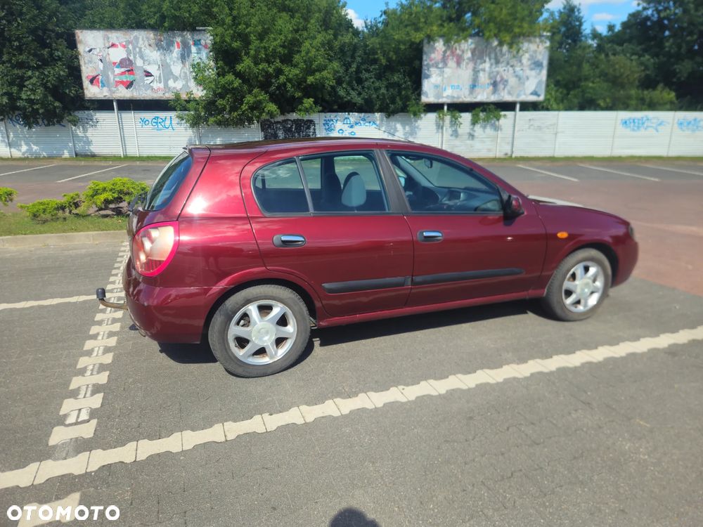 Nissan Almera - 4