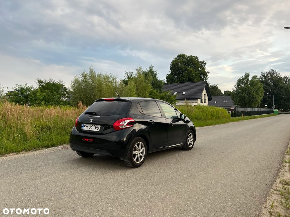 Peugeot 208 1.2 PureTech Style - 15