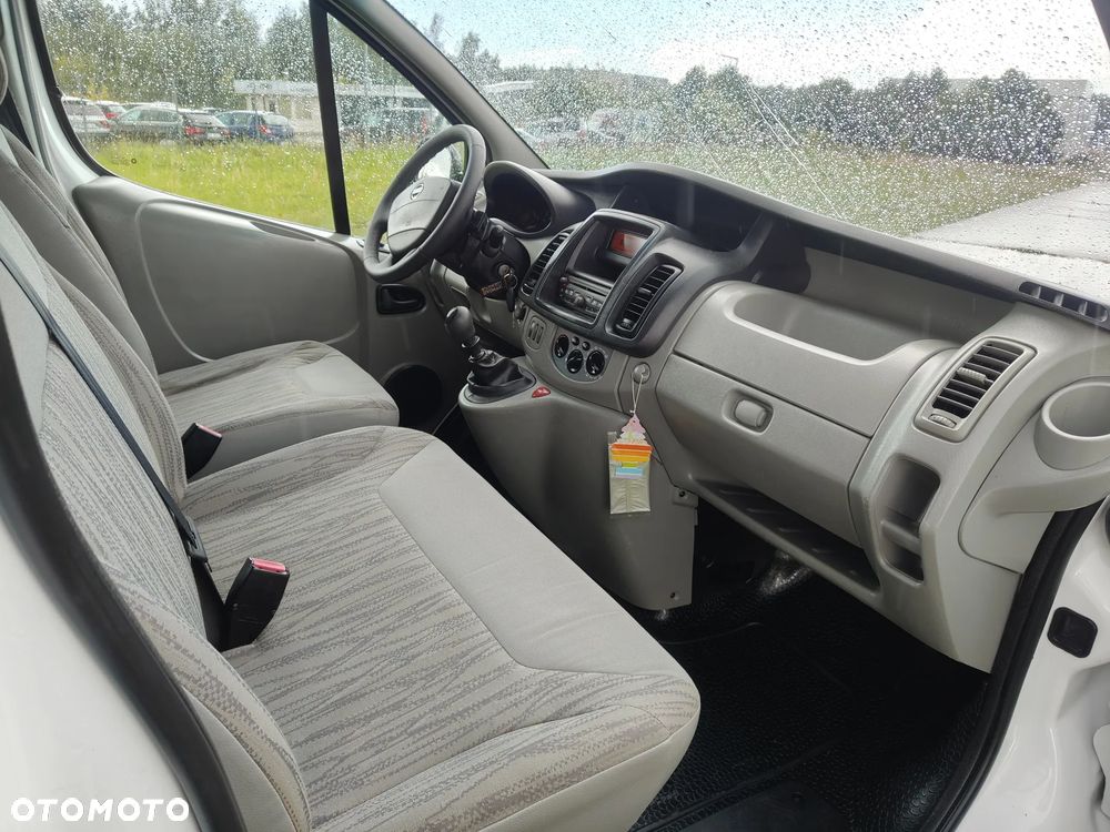 Renault Trafic - 18
