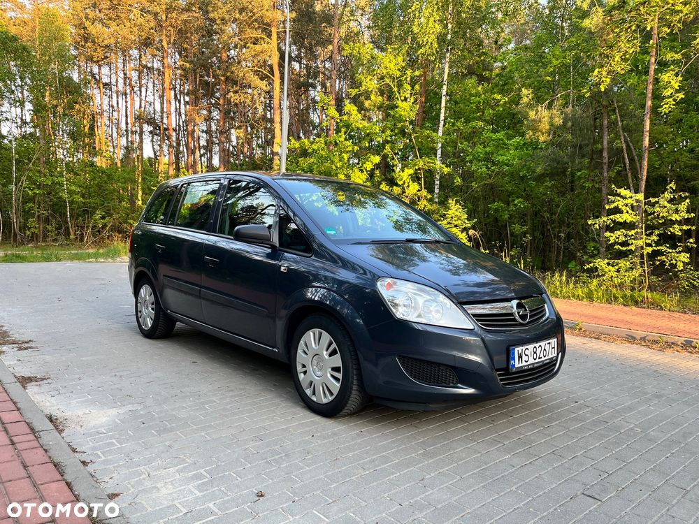 Opel Zafira - 1