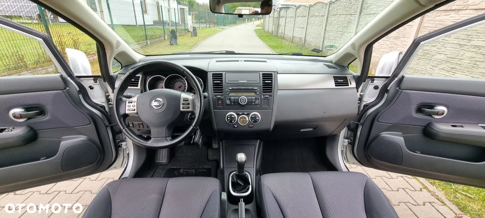 Nissan Tiida 1.6 acenta - 11