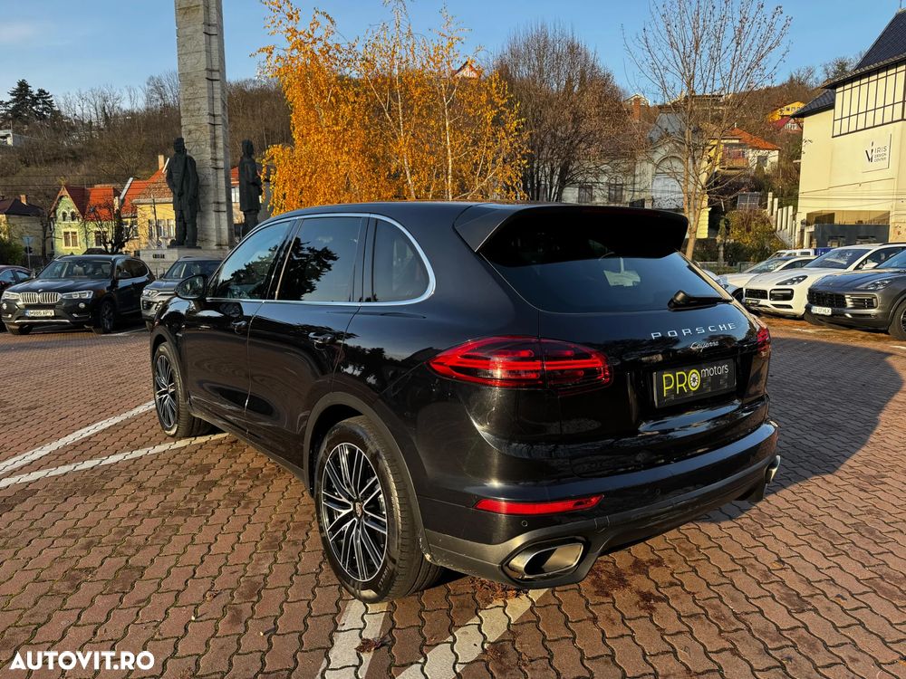 Porsche Cayenne Diesel Tiptronic S - 6