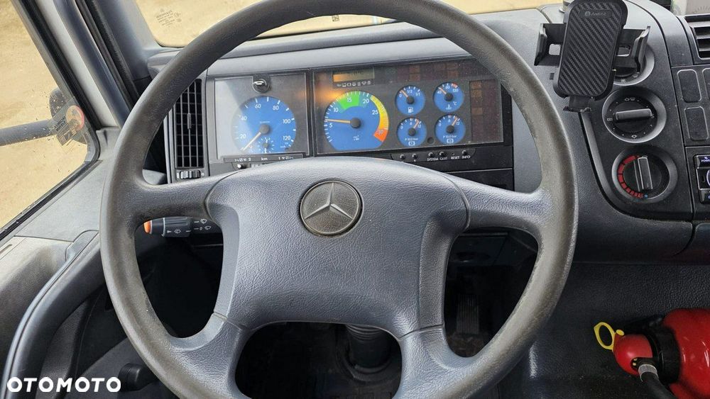 Mercedes-Benz atego - 9