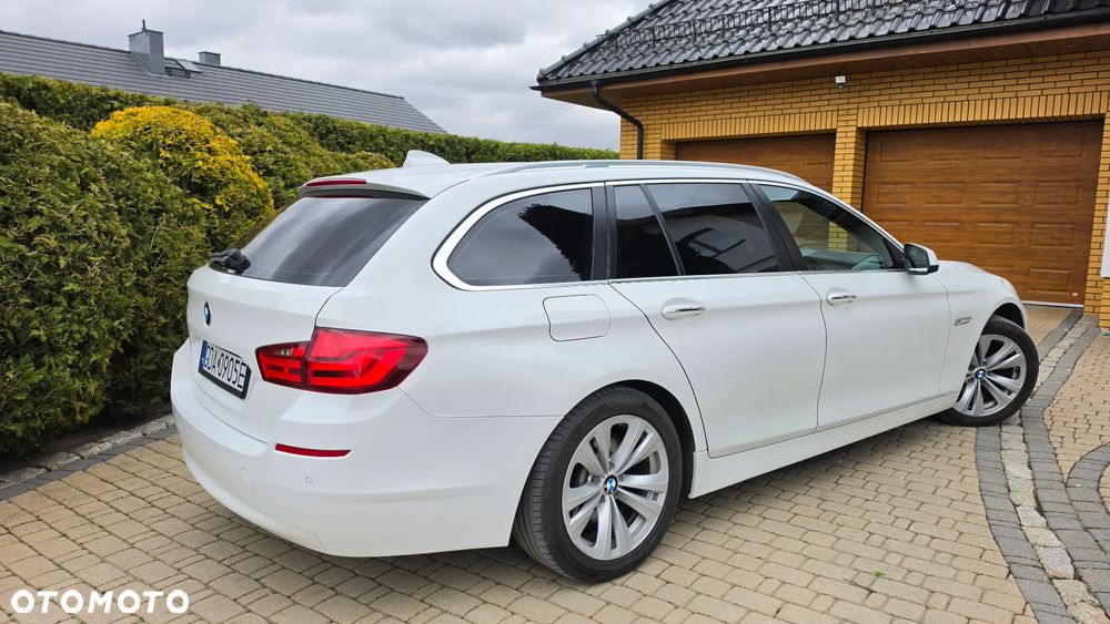 BMW Seria 5 530d xDrive Luxury Line - 15