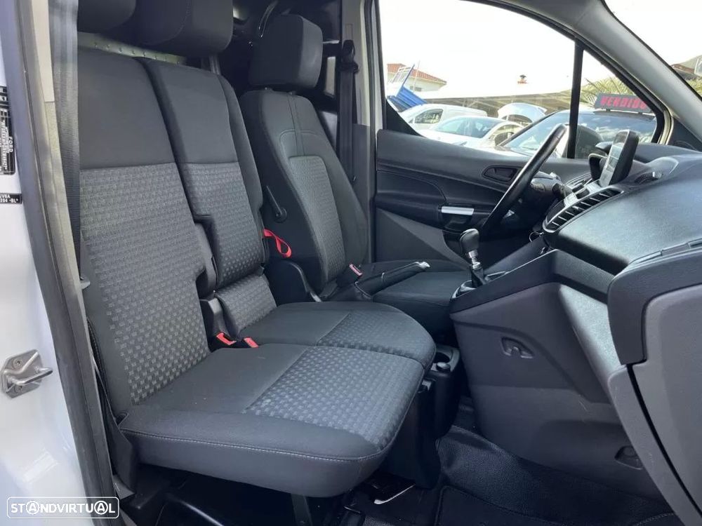 Ford transit connect 3 lugares - 27