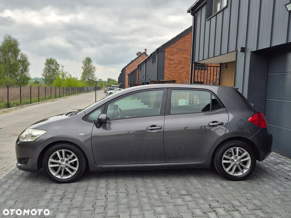 Toyota Auris 1.4 VVT-i Terra - 19