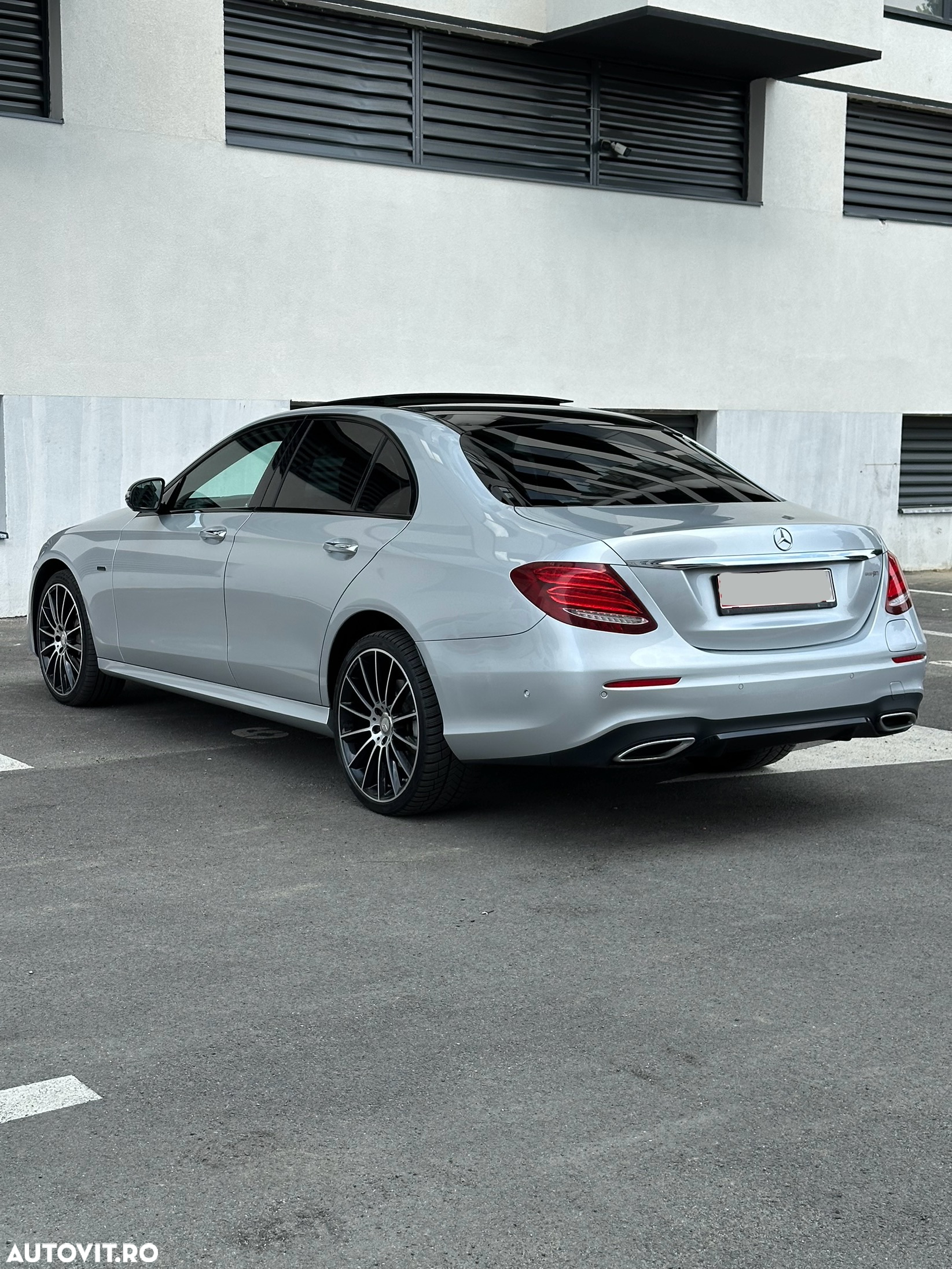Mercedes-Benz E 300de 9G-TRONIC Edition AMG Line - 4