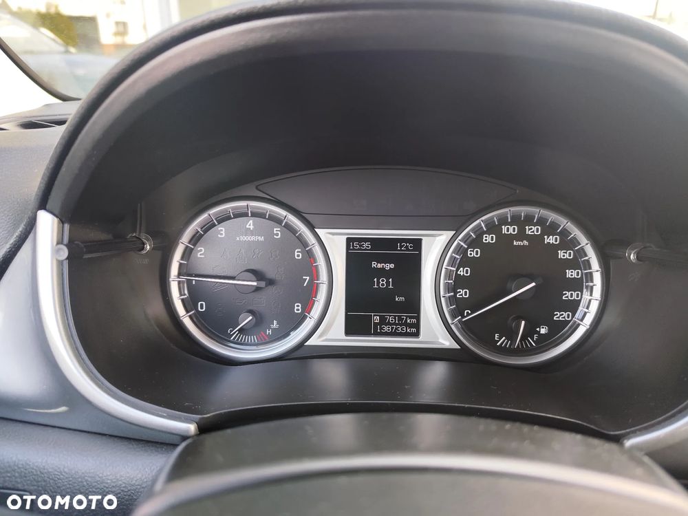 Suzuki Vitara 1.6 Premium 2WD - 16