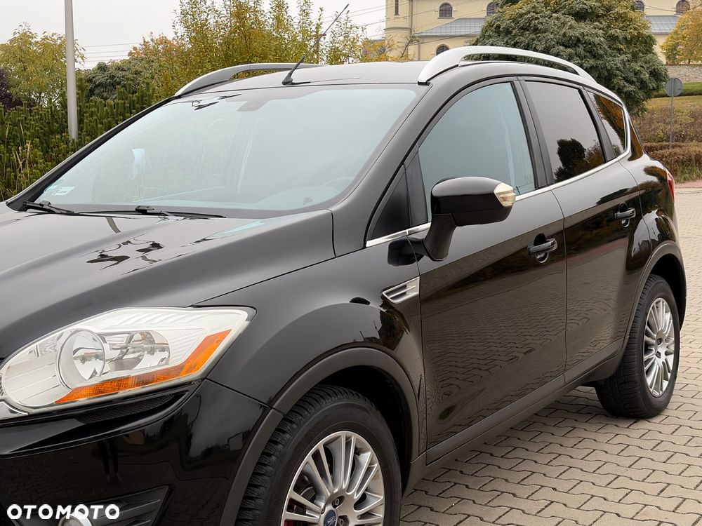 Ford Kuga 2.0 TDCi 2x4 Titanium - 9