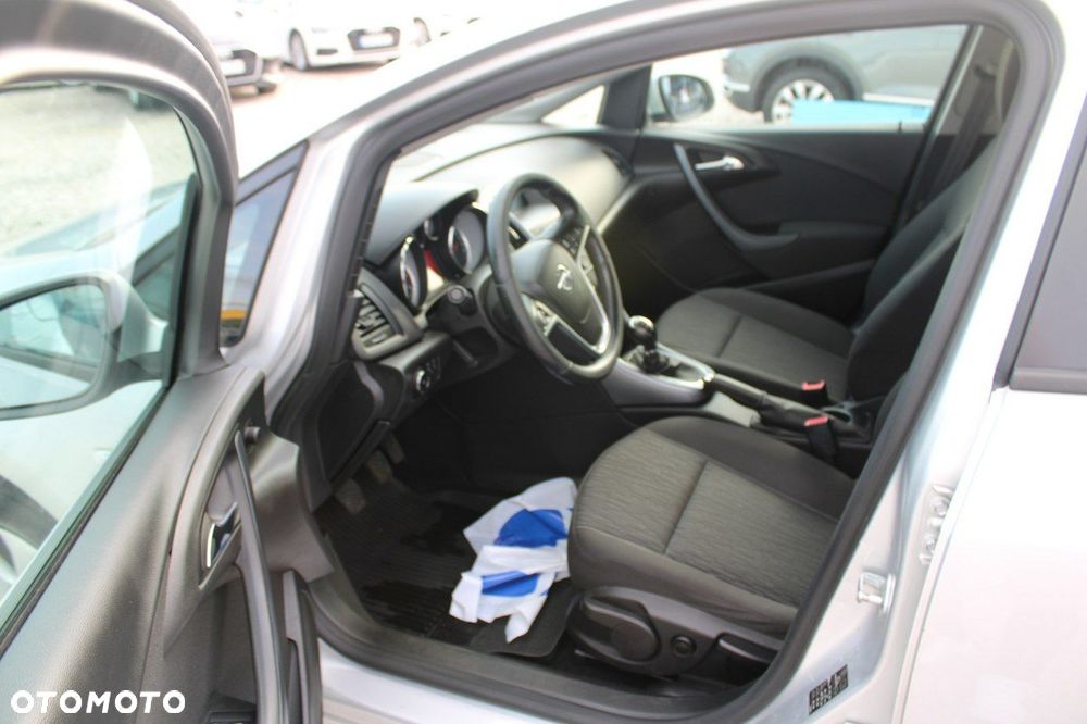 Opel Astra - 14