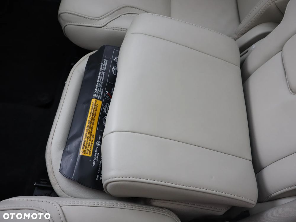 Volvo XC 90 B5 B AWD Ultimate Bright 7os - 34