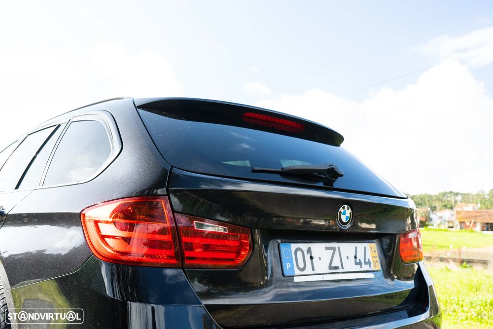 BMW 320 d Sport Line - 6