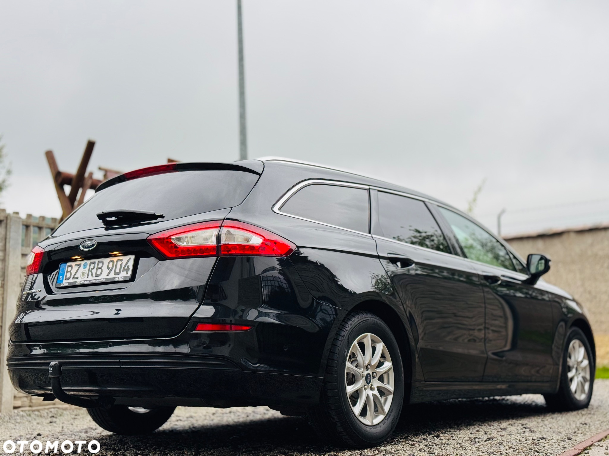 Ford Mondeo Turnier 2.0 TDCi ECOnetic Start-Stopp Titanium - 19