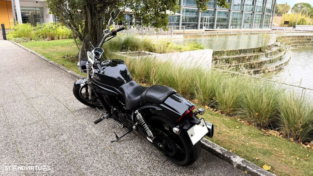 Hyosung Aquila GV650 PRO - 3
