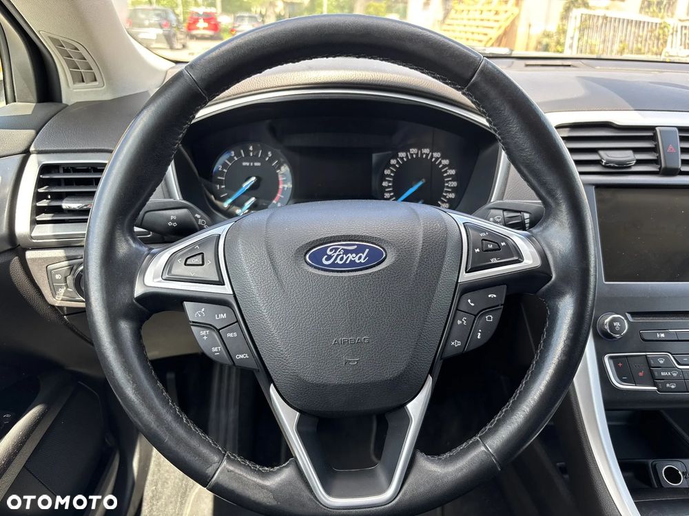 Ford Mondeo 1.5 EcoBoost Titanium - 12