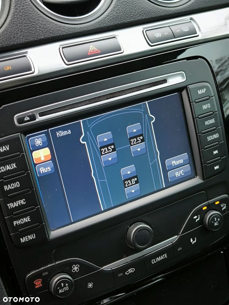 Ford Galaxy 2.0 TDCi Titanium - 15