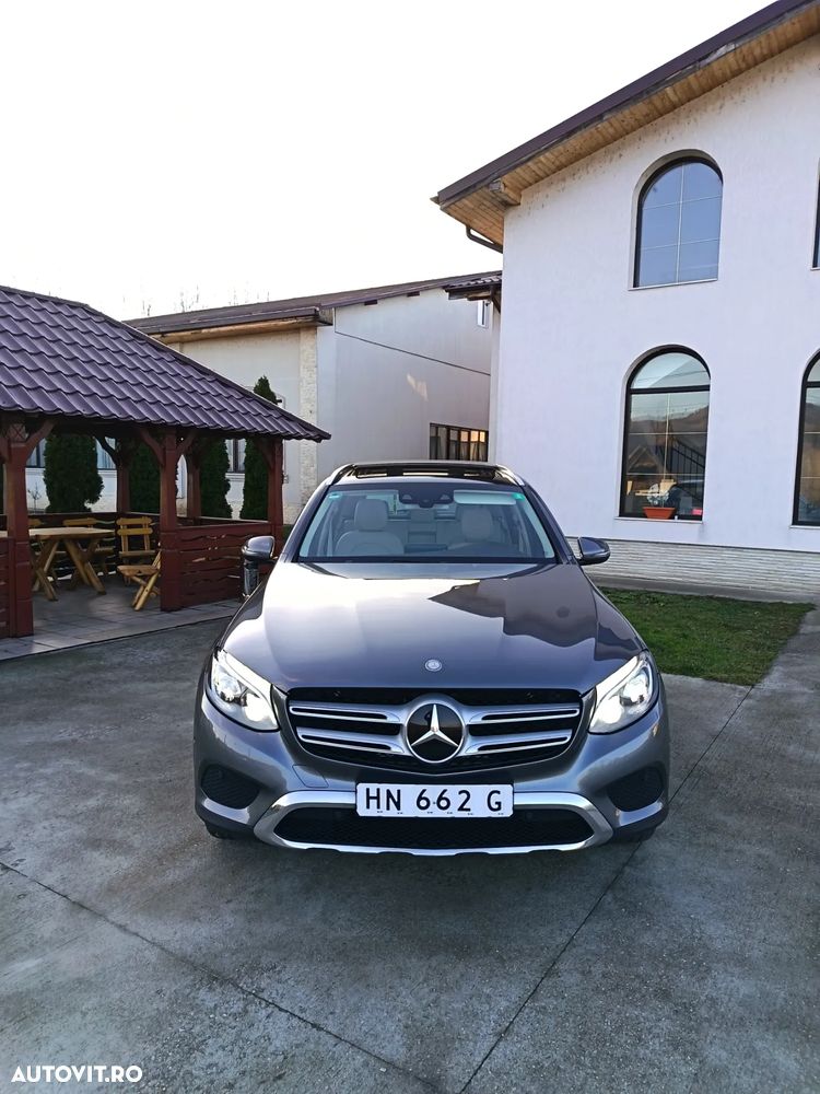 Mercedes-Benz GLC 220 d 4Matic 9G-TRONIC AMG Line - 3