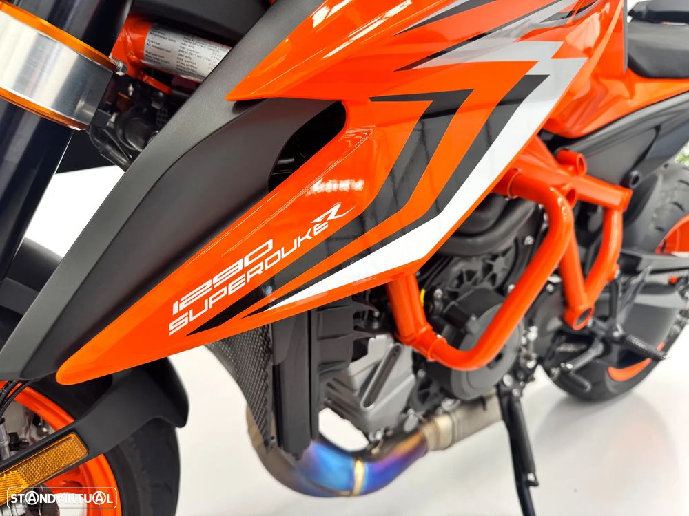 KTM Superduke 1290 R - 18