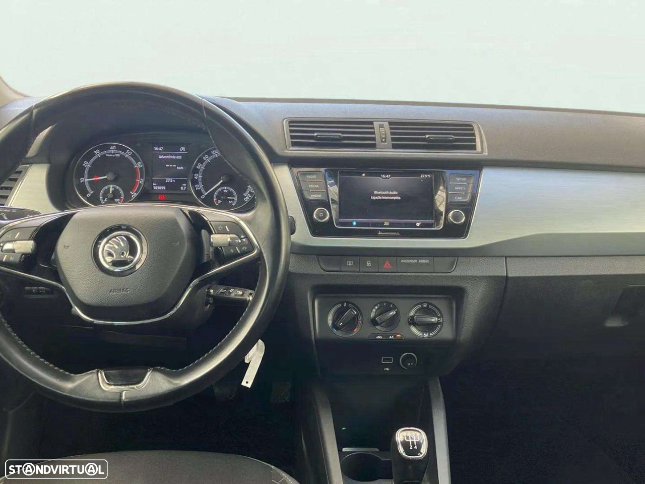 Skoda Fabia 1.0 TSI Active - 10