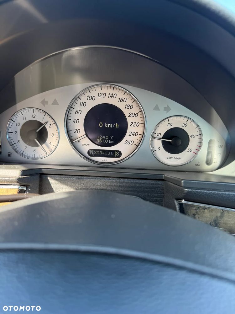 Mercedes-Benz Klasa E 320 CDI Avantgarde - 16