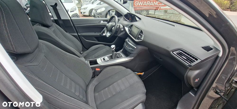 Peugeot 308 BlueHDi 150 Stop & Start Business-Line - 8