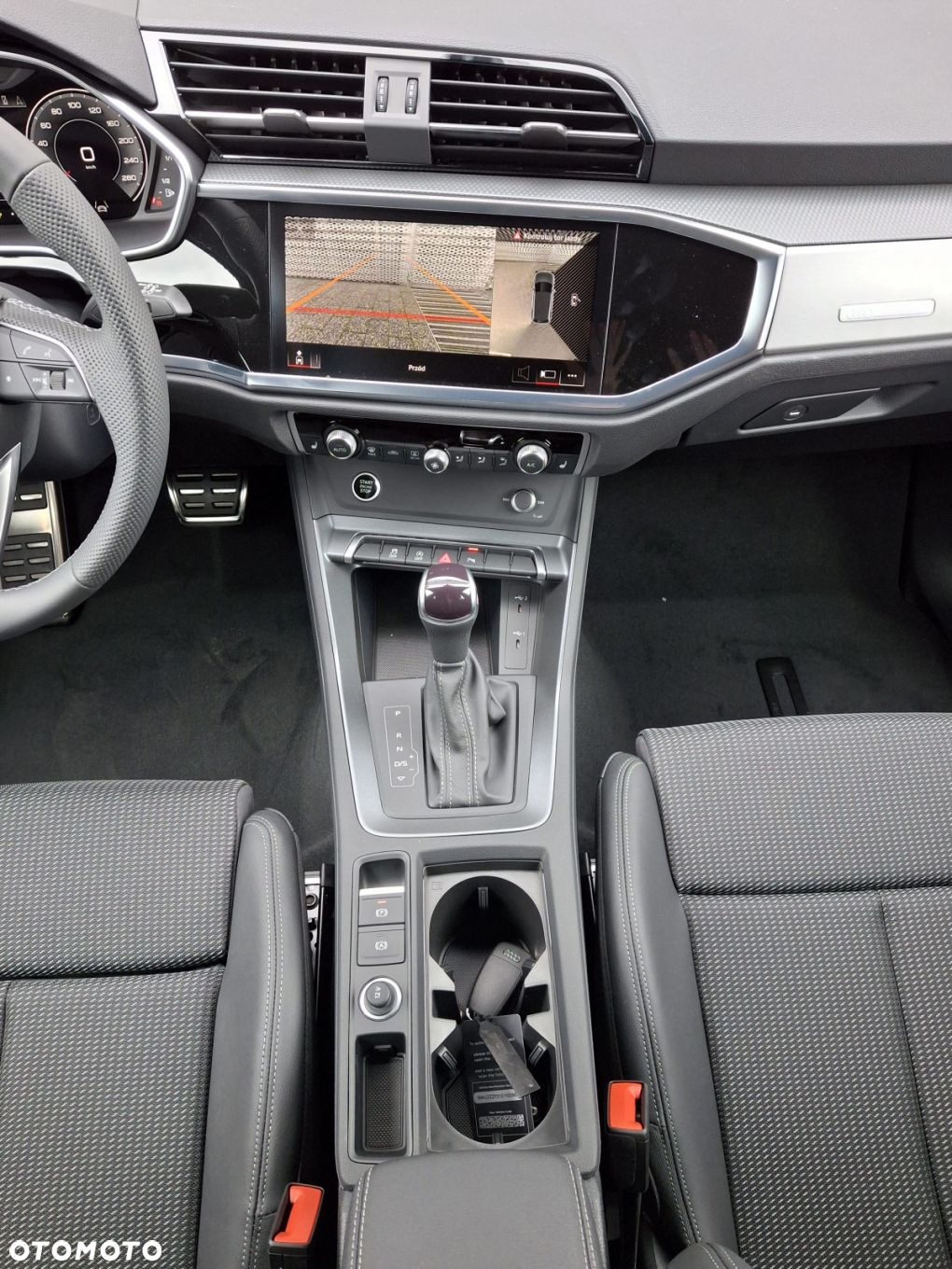 Audi Q3 - 21