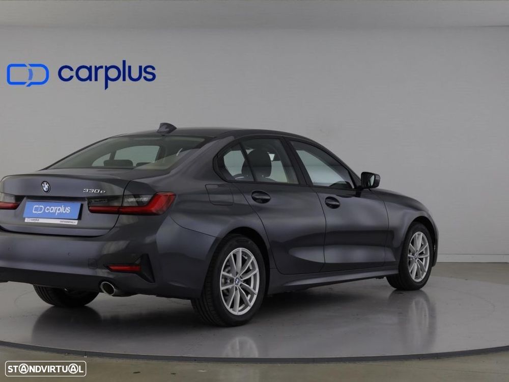 BMW 330 e Auto - 7