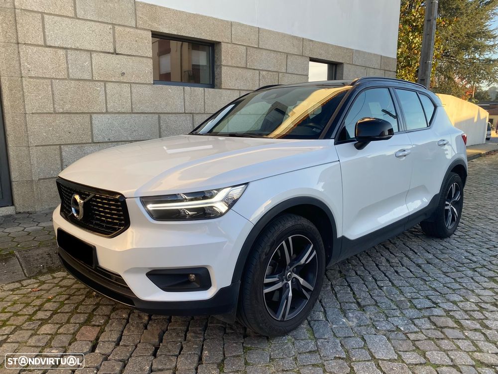 Volvo XC 40 D4 AWD Geartronic R-Design - 3